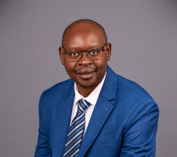 Dr. Erick Rutto